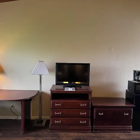 Town & Country Motel