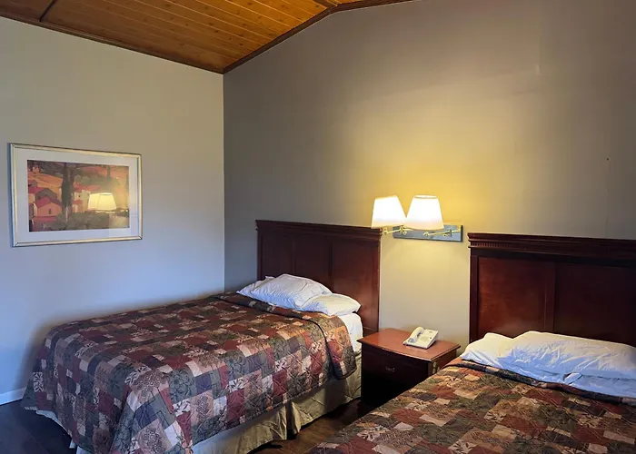 Motel Town & Country