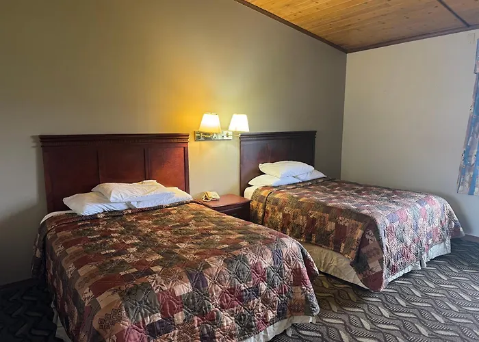 Town & Country Motel Clinton