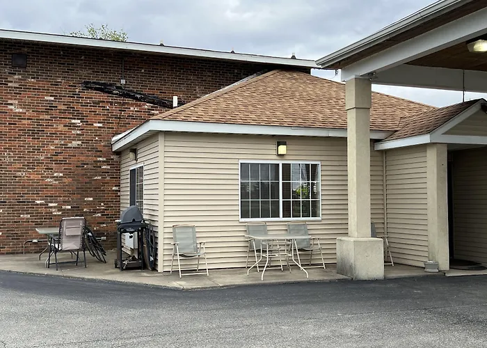 Town & Country Motel